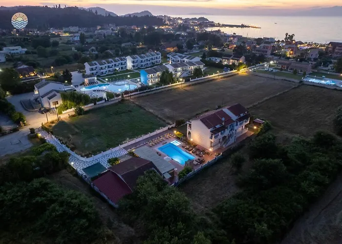 Ξενοδοχείο με διαμερίσματα Del Sol Corfu
